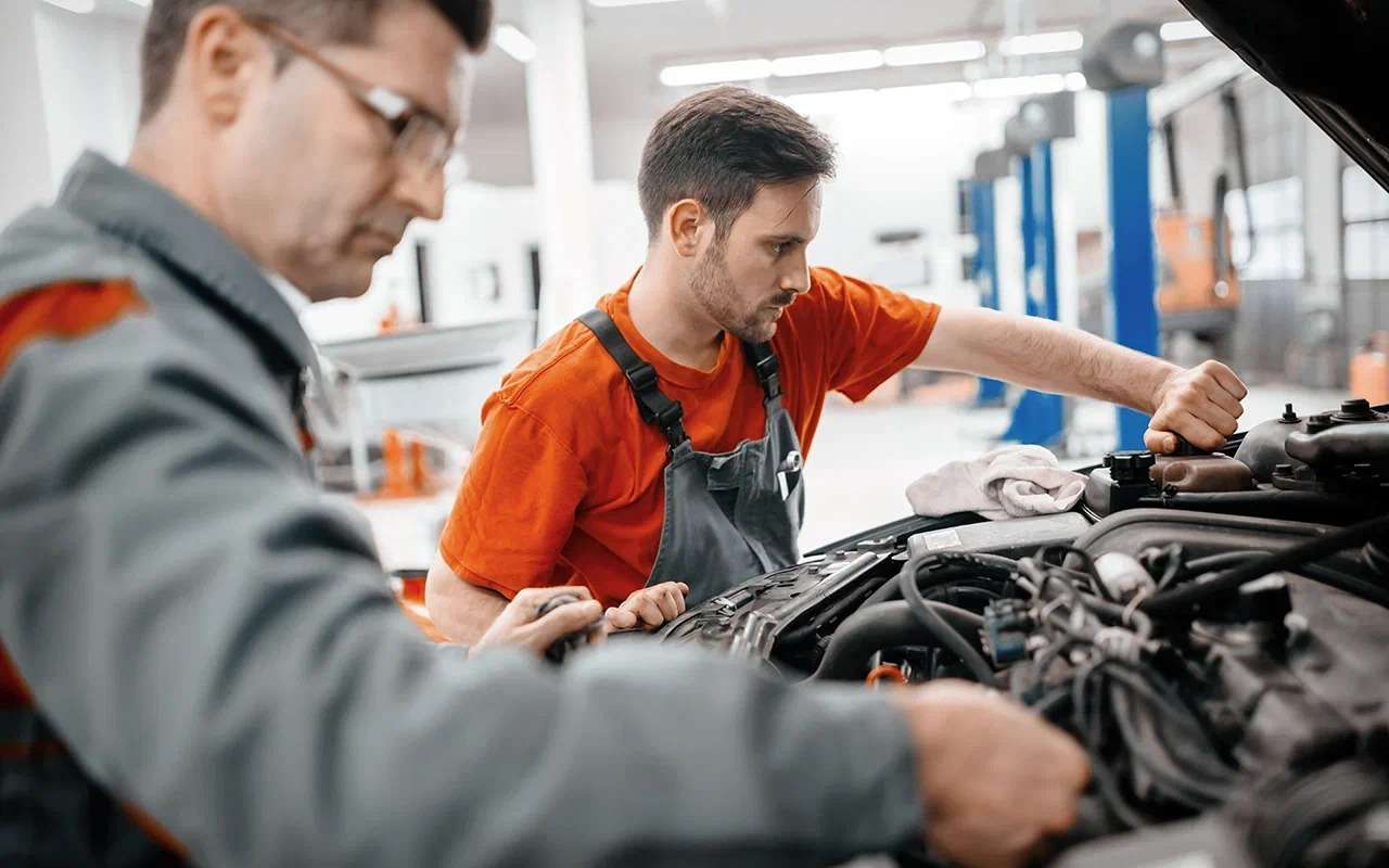 Ремонт старых коммерческих автомобилей обходится автопаркам почти в 18 тысяч рублей