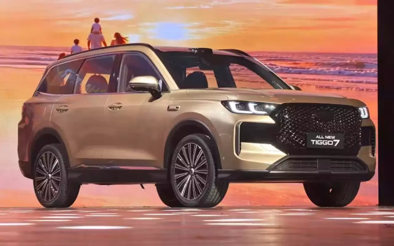 Chery представила внедорожный Tiggo X7 и обновленный Tiggo 7