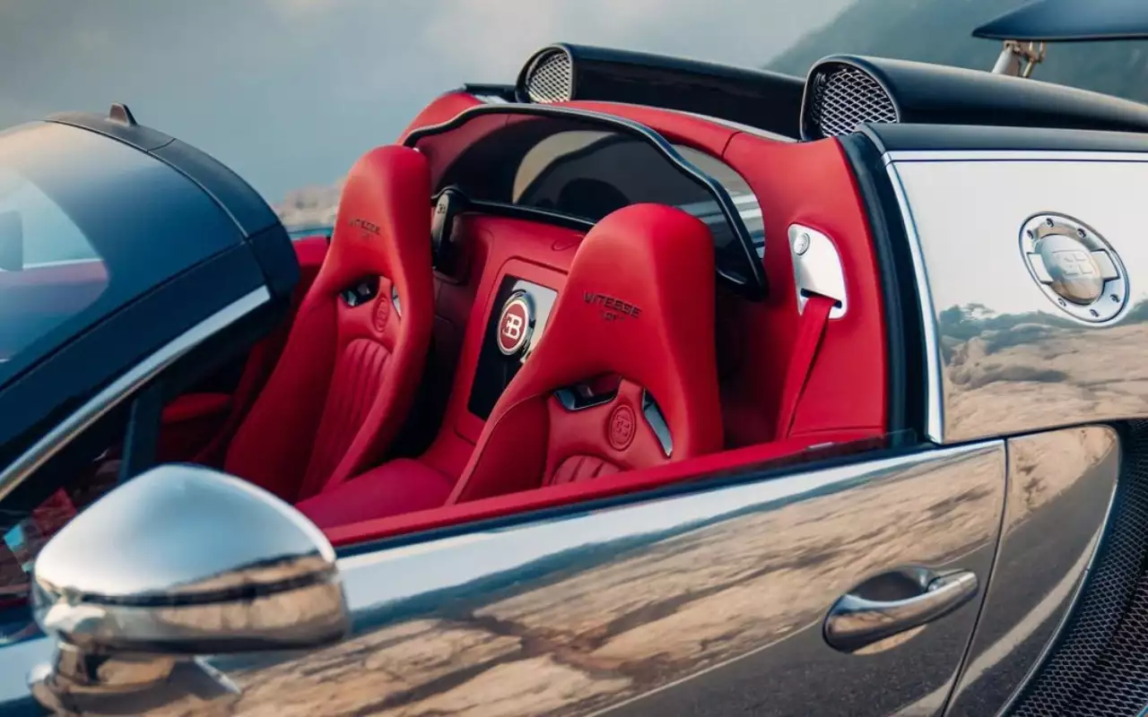 Уникальный Bugatti Veyron с кузовом из полированного алюминия вернулся в Мольсхайм