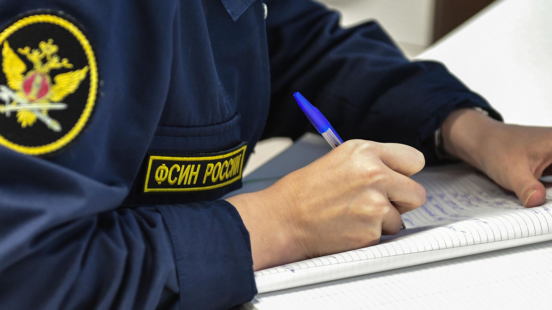 ФСИН предложила автоматически переводить иностранную речь в телефонных разговорах заключённых