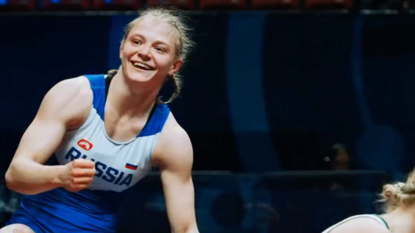 Россияне завоевали два золота и серебро на молодежном чемпионате мира по борьбе