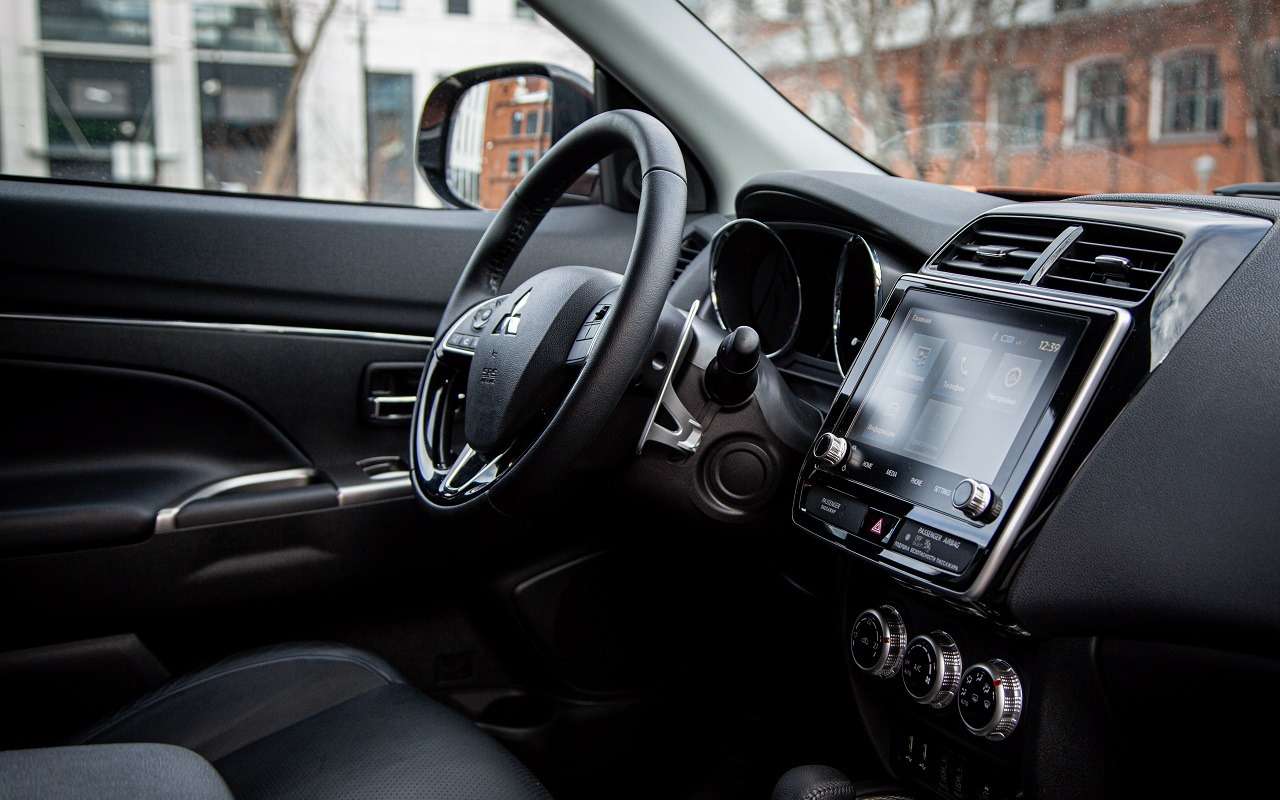 Mitsubishi ASX возвращается в Россию через ОАЭ: цены начинаются от 2,4 млн рублей