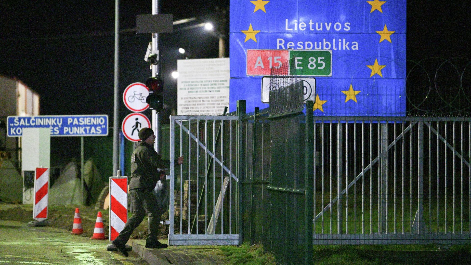 Министр обороны Литвы: истребители потеряли украинский дрон в тумане