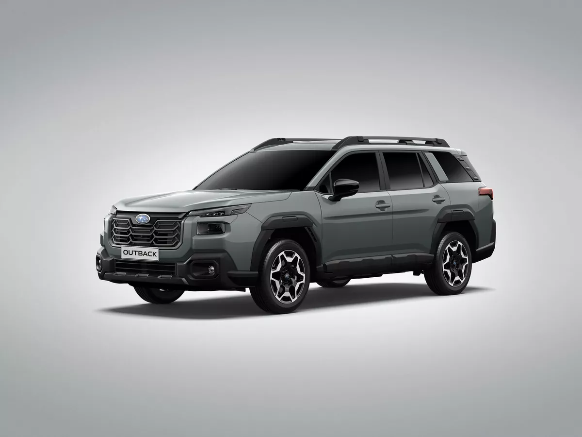 В России представили пять новых моделей: от Subaru Outback до гибридного Jetour T1