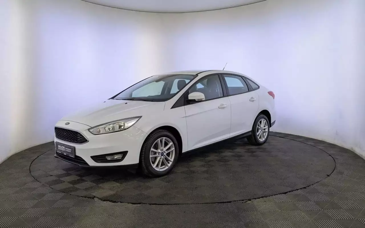 Ford Focus 2017 года с пробегом 6307 км продают за 1,55 млн рублей