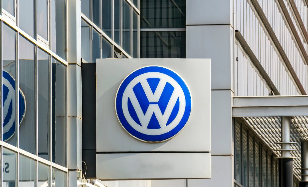 Профсоюз Volkswagen раскритиковал план заморозить зарплаты до 2030 года