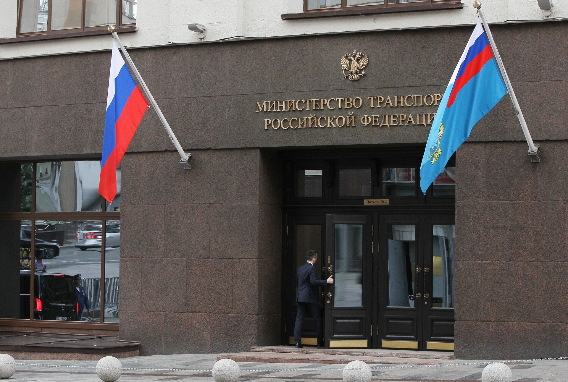 Мишустин предложил обновить финансовый, транспортный и дальневосточный блоки правительства