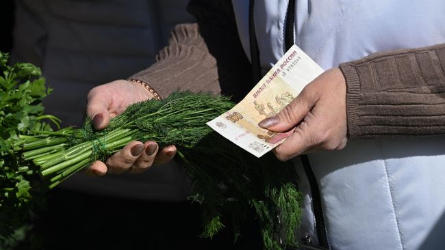 Опрос: 87% россиян регулярно совершают спонтанные покупки