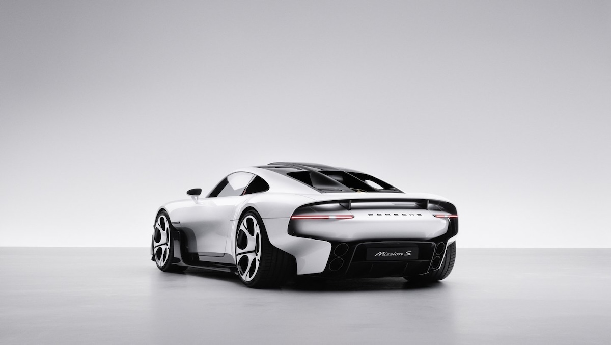 Porsche показала концепт суперкара Mission S с акцентом на физическое управление