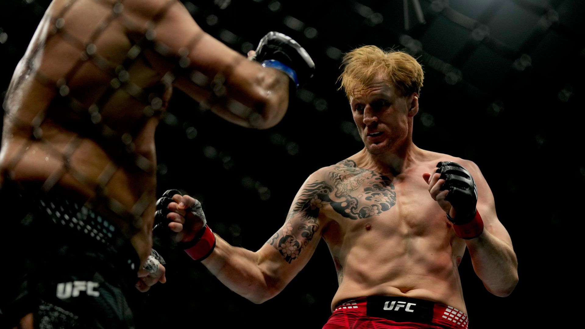 Пётр Ян победил Мераба Двалишвили и защитил титул UFC