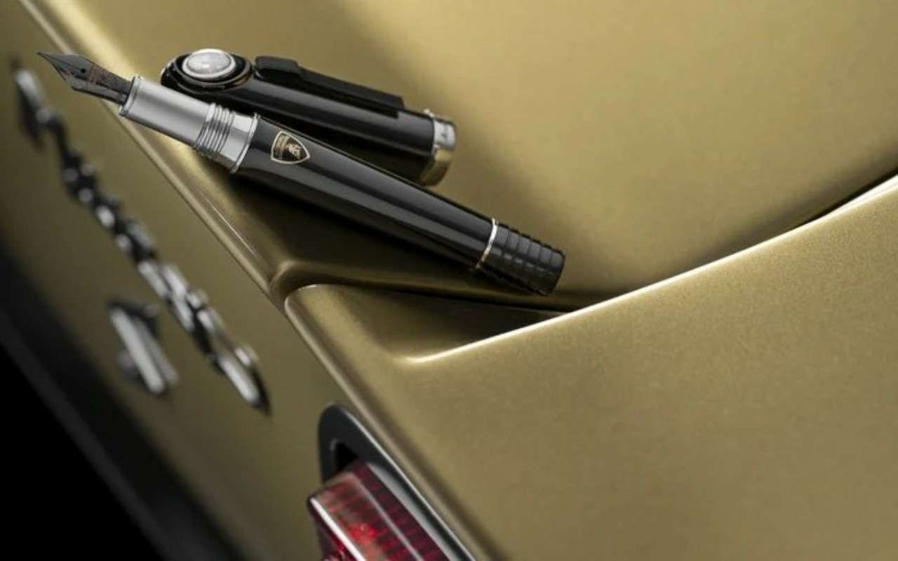 Montegrappa выпустила ручки в честь Lamborghini Miura