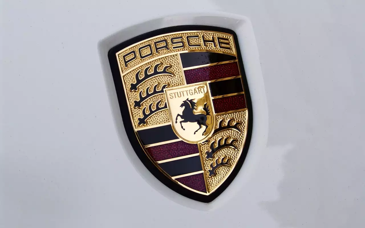 Продажи Porsche за девять месяцев 2026 года снизились на 16%
