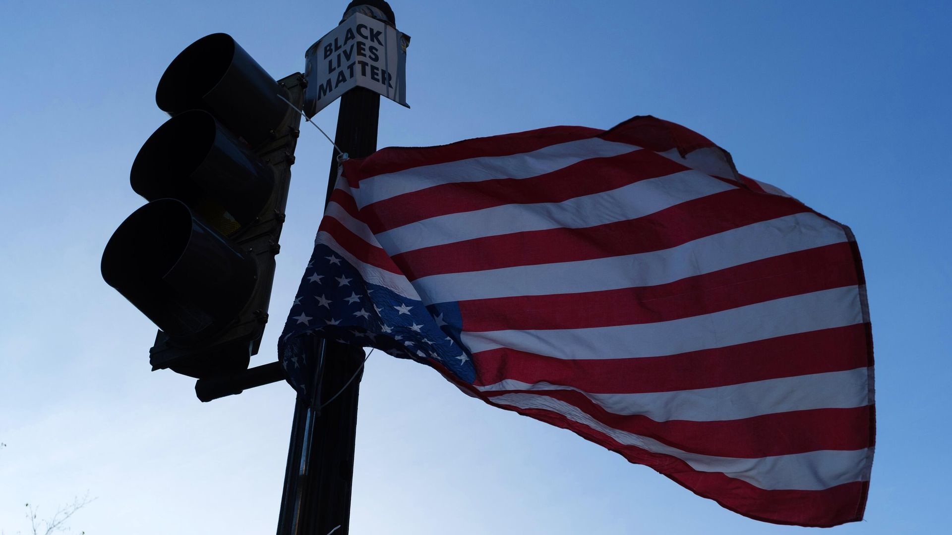 США аннулировали более 300 тысяч виз после возвращения Трампа в Белый дом
