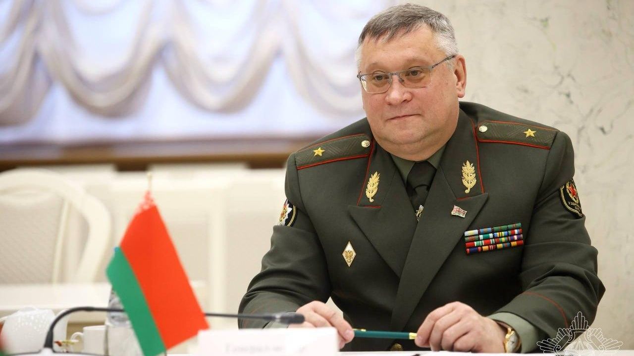 Лукашенко назначил новых руководителей в Минобороны и Вооружённых силах Белоруссии