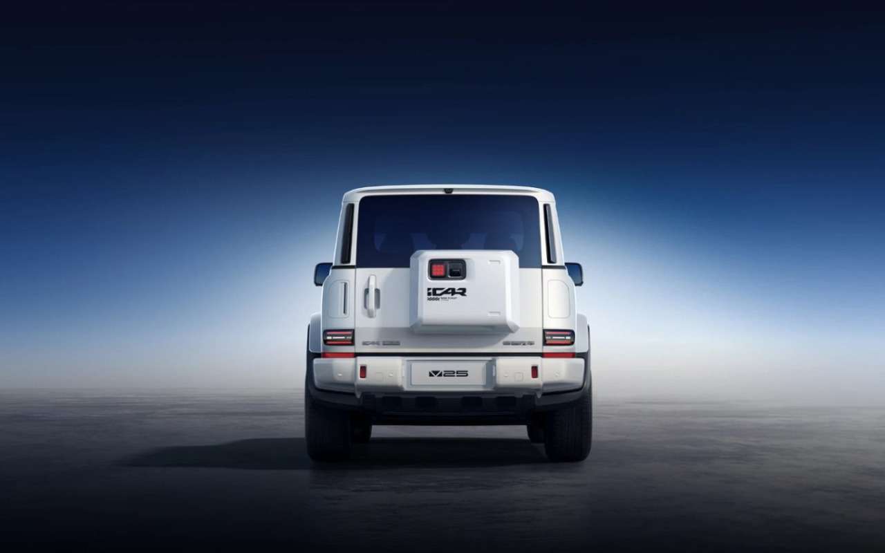 Китайский iCAR V25: цены, оснащение и характеристики нового кроссовера