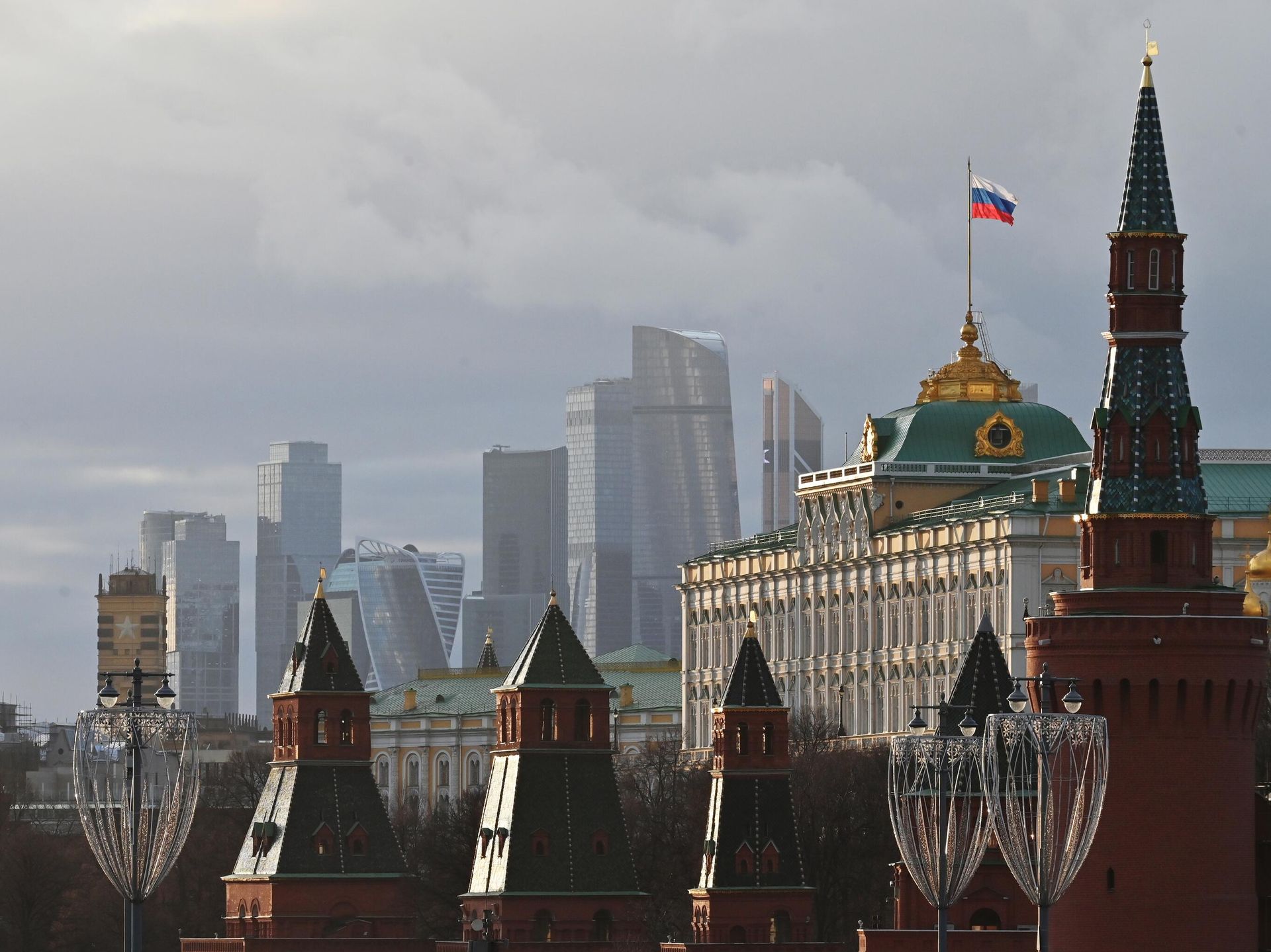 Песков назвал кадровые перестановки в правительстве нормальным процессом