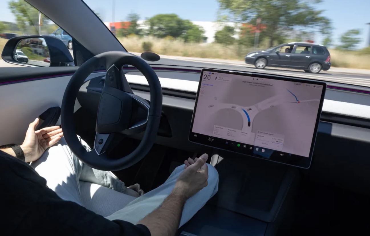 Tesla переименовала Full Self-Driving в Европе после претензий Германии