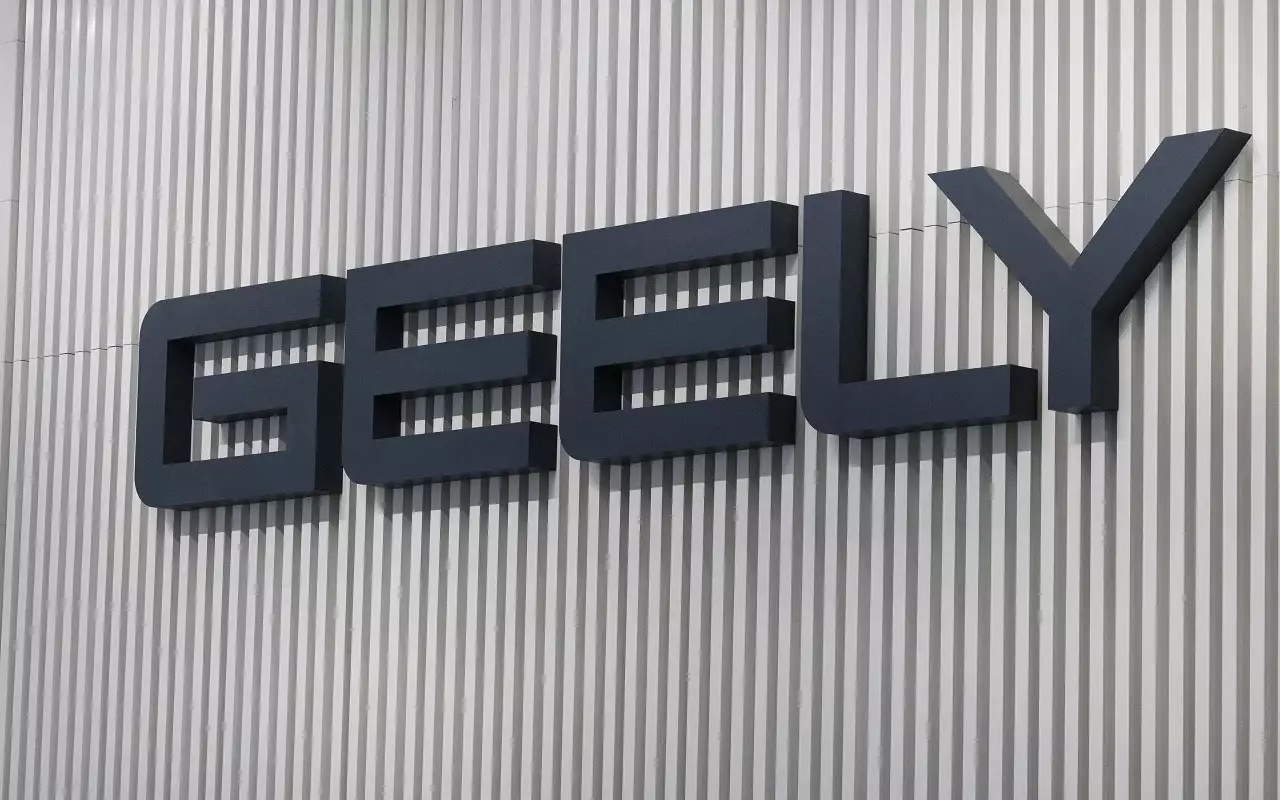 Geely с 2027 года сделает ставку на гибриды в России