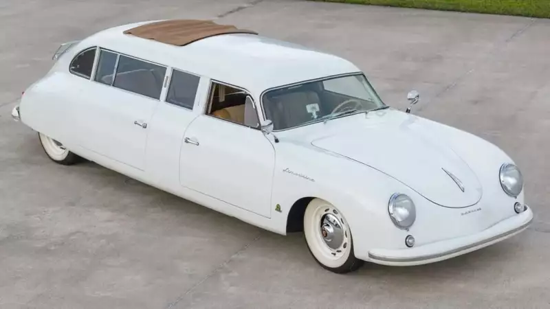 Удлинённый Porsche 356 1953 года выставили на аукцион