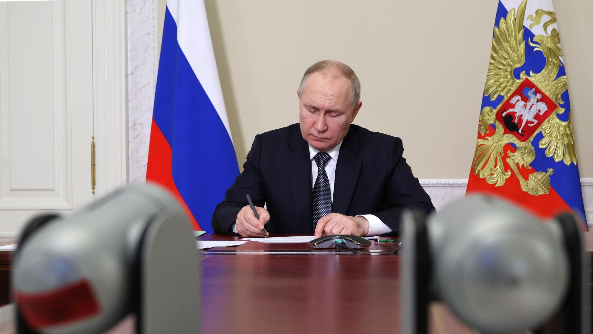 Акции четырех упаковочных компаний передали во временное управление «Центру Капиталу»