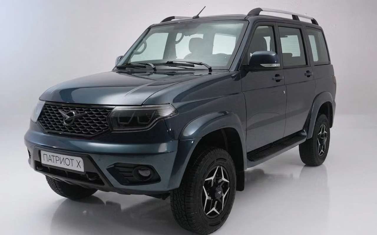 Продажи обновлённого УАЗ Патриот Х перенесли до конца года
