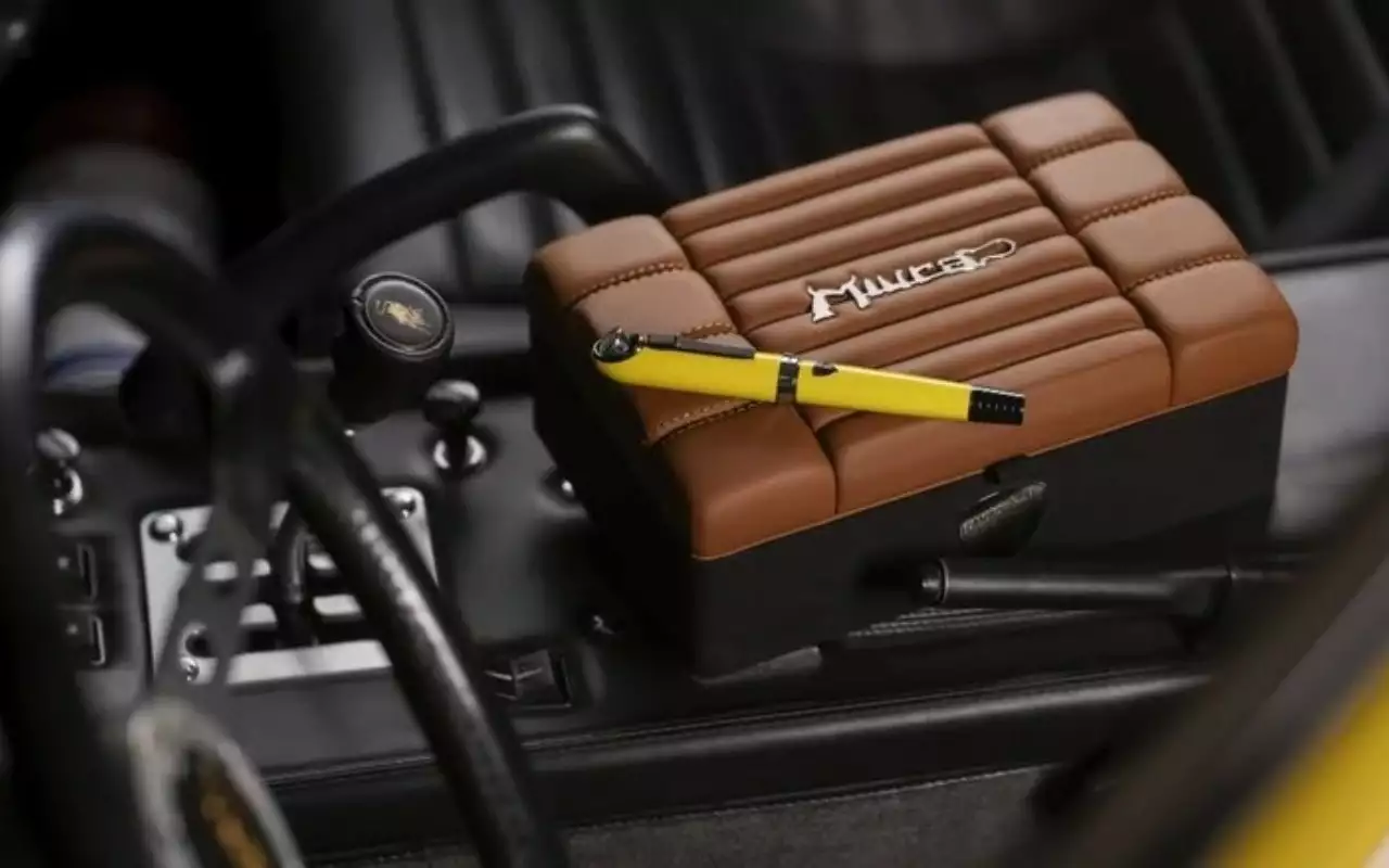 Montegrappa выпустила коллекцию ручек в честь Lamborghini Miura