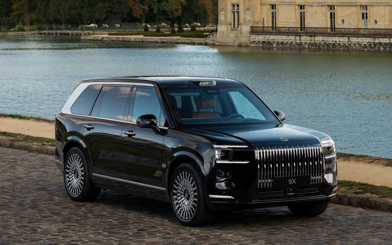 Продажи новых автомобилей Zeekr в России выросли на 83%