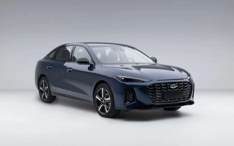 Chery готовит к продажам новый Arrizo 7 с бензиновым мотором и гибридной установкой