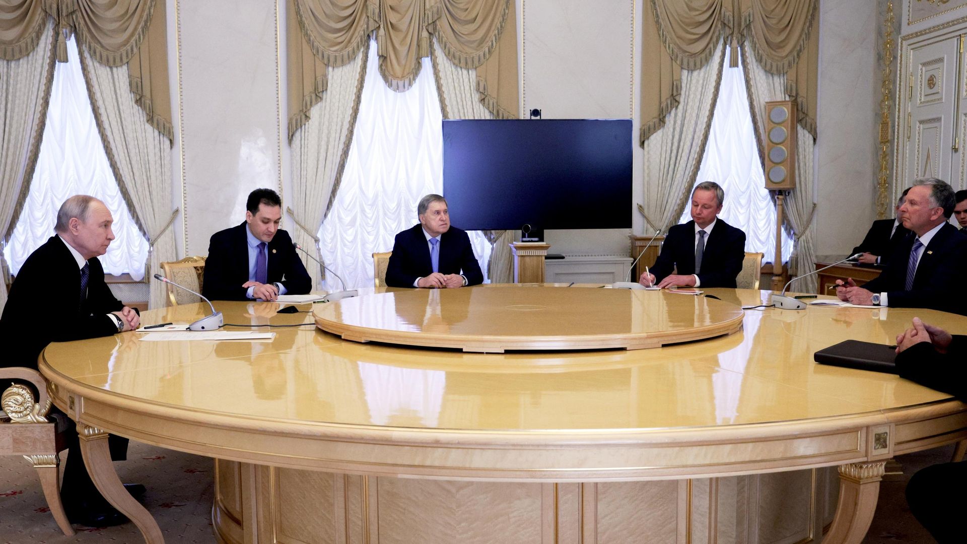 Переговоры Владимира Путина и Стива Уиткоффа в Петербурге завершились
