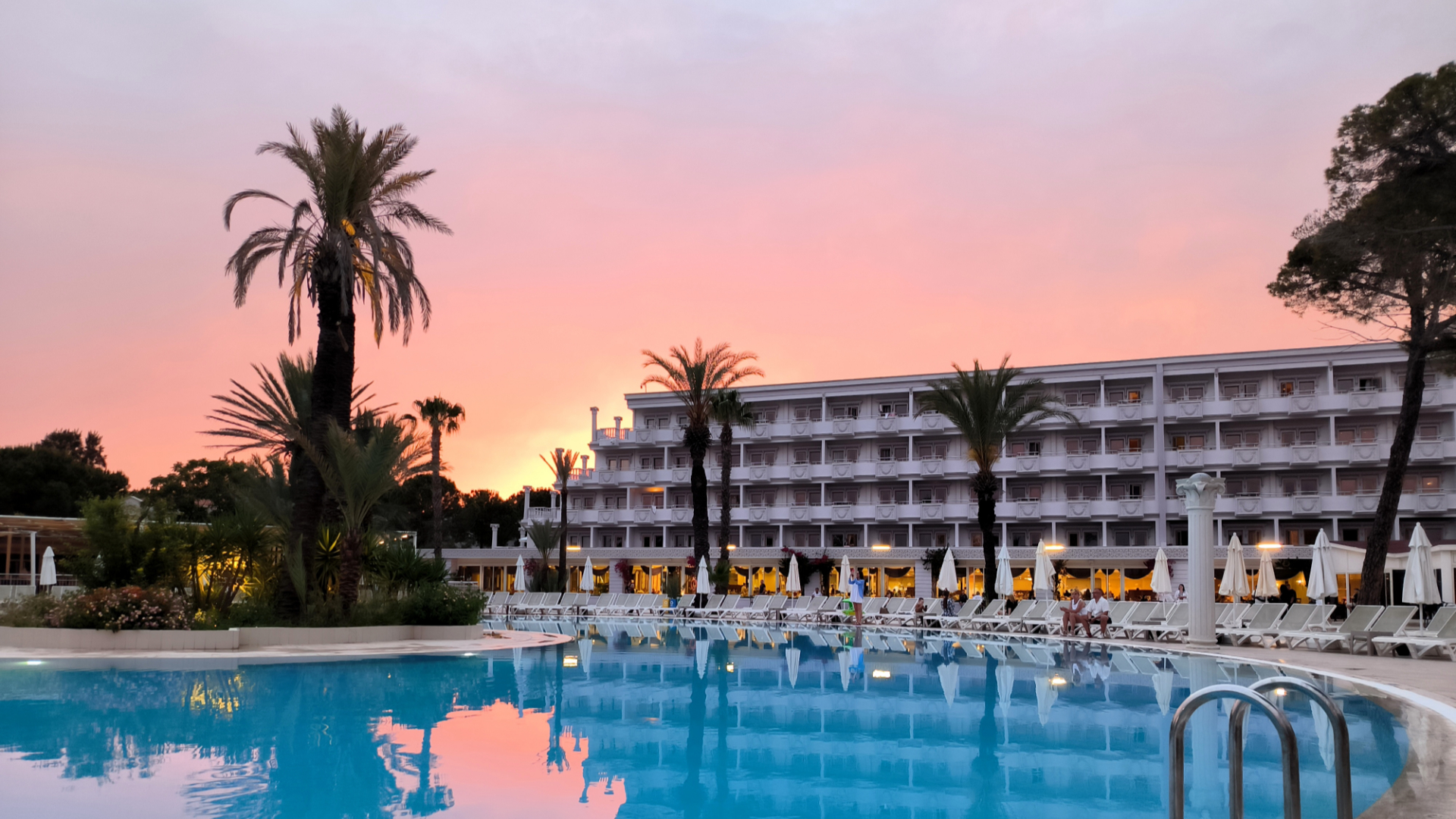 В Анталье не планируют отменять систему all inclusive