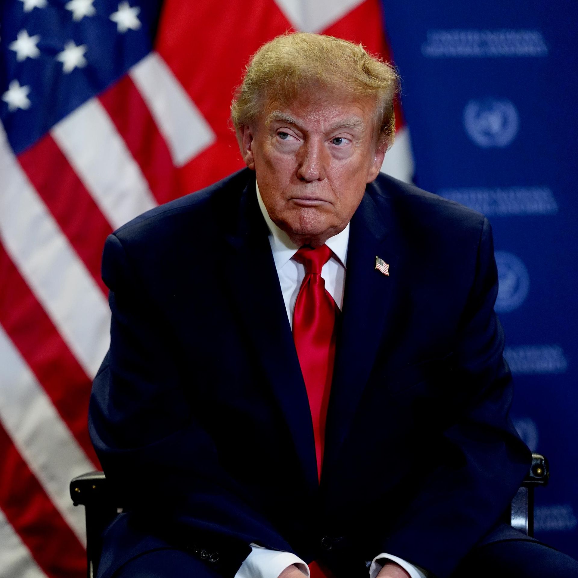 Трамп приостановил введение новых санкций и пошлин против России