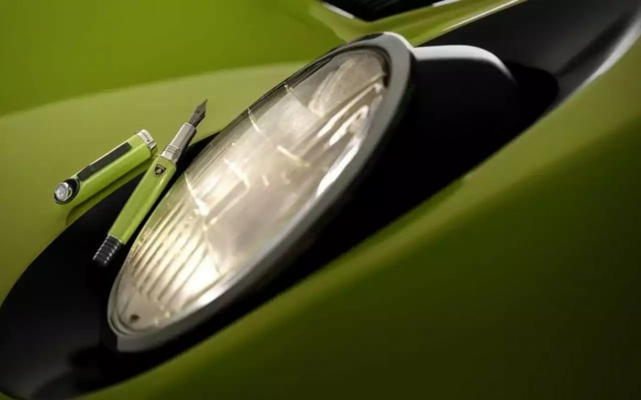 Montegrappa выпустила коллекцию ручек в честь Lamborghini Miura