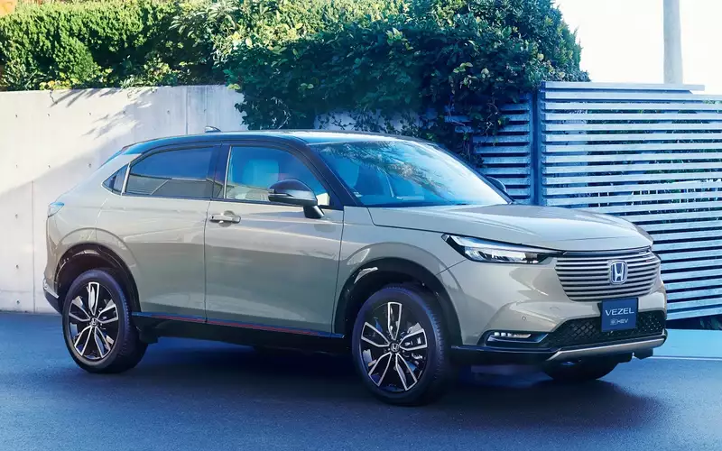 Honda Vezel в России: цены, версии и особенности поставок из Японии и Китая