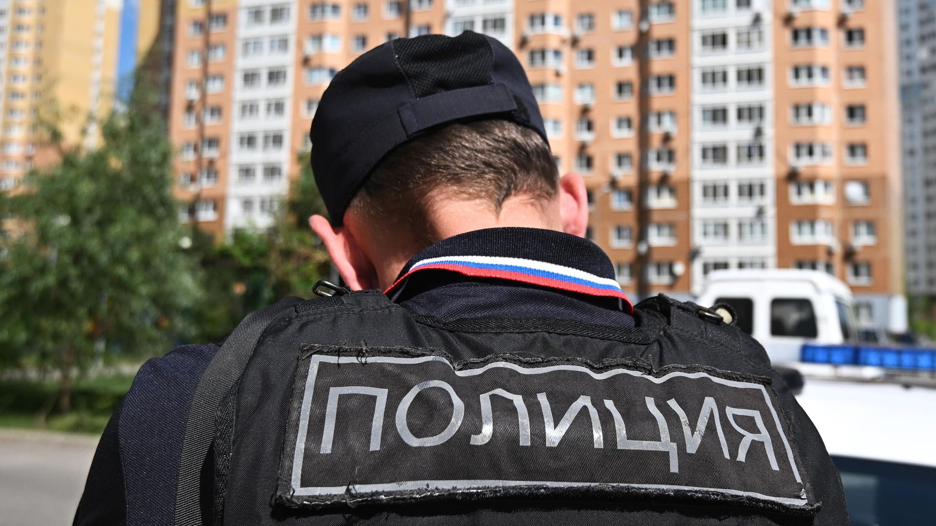 В Ивантеевке пьяный мужчина проник в школу и распылил огнетушитель на росгвардейцев