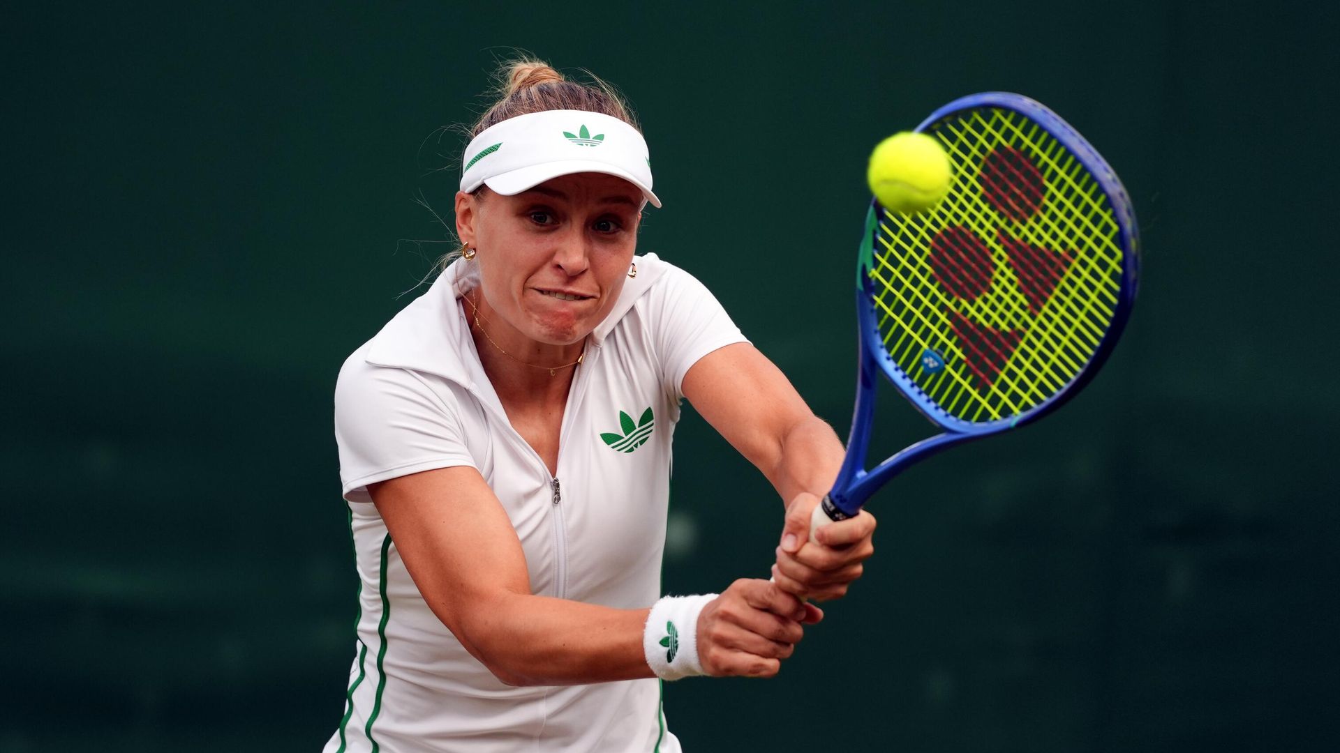 Соболенко проиграла Энн Ли во втором круге турнира WTA 1000 в Ухане