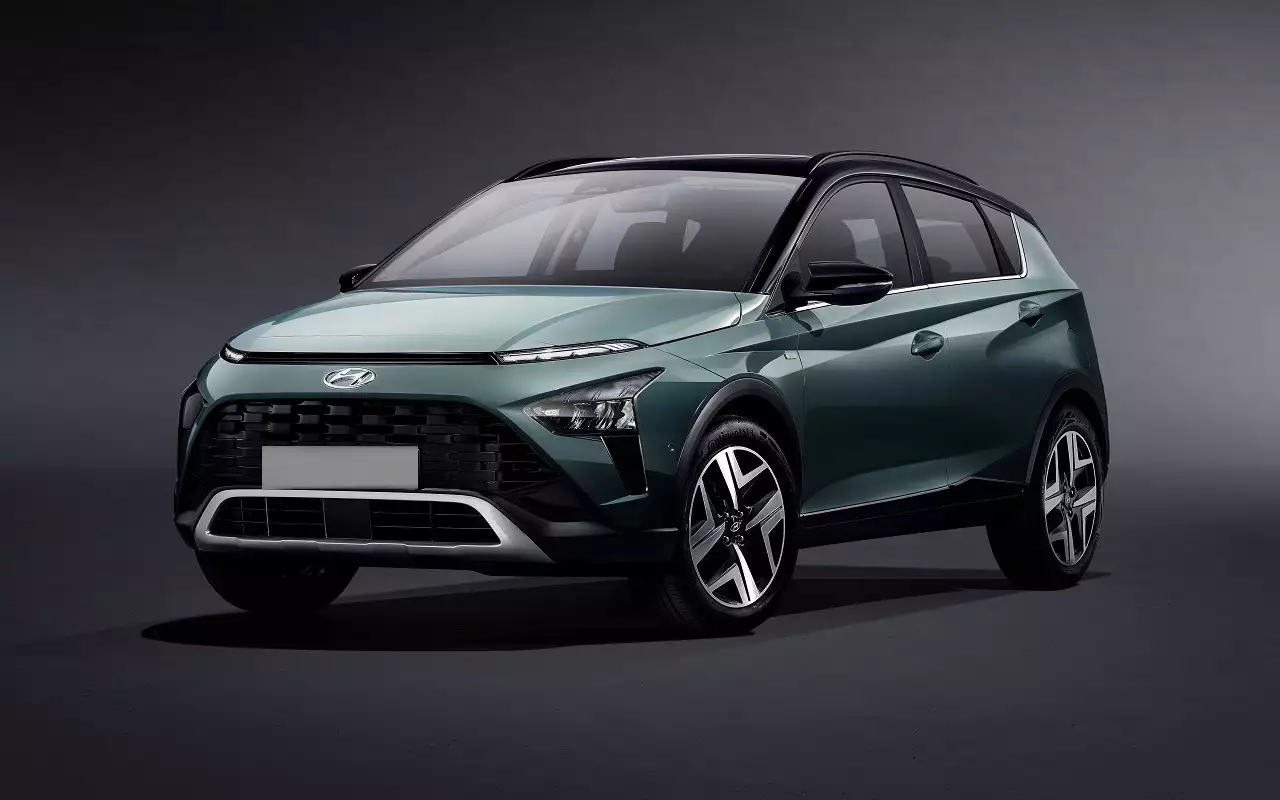 Hyundai Bayon привезли в Россию по цене от 2,32 млн рублей