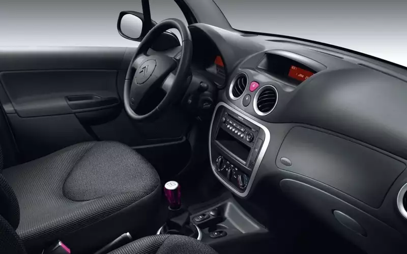 Кроссовер Citroen C3-XR появился в продаже в России по цене от 1,55 млн рублей