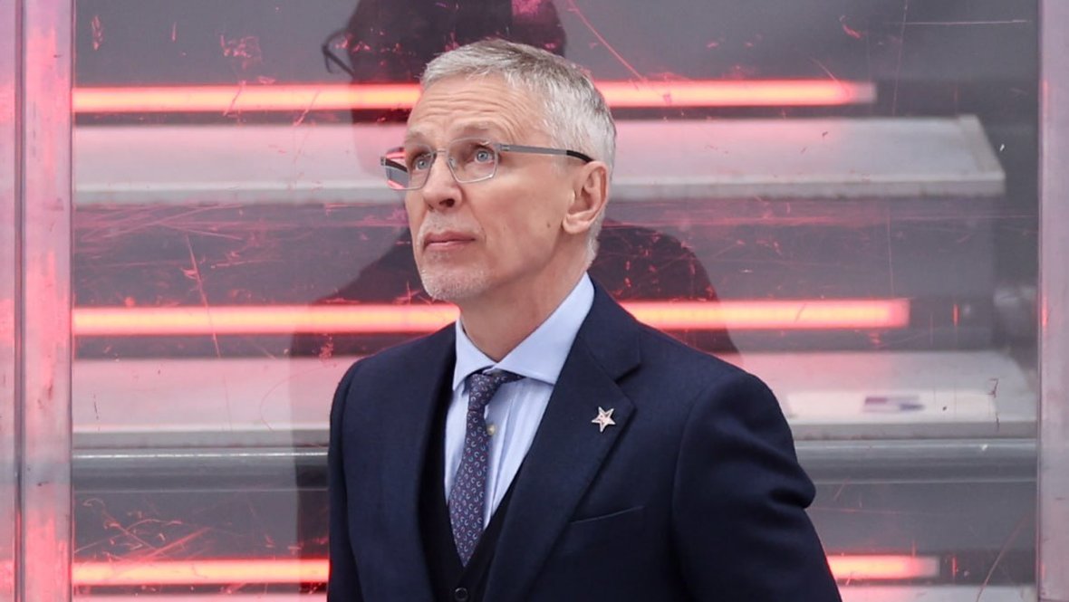 Игорь Ларионов покинул пост главного тренера СКА
