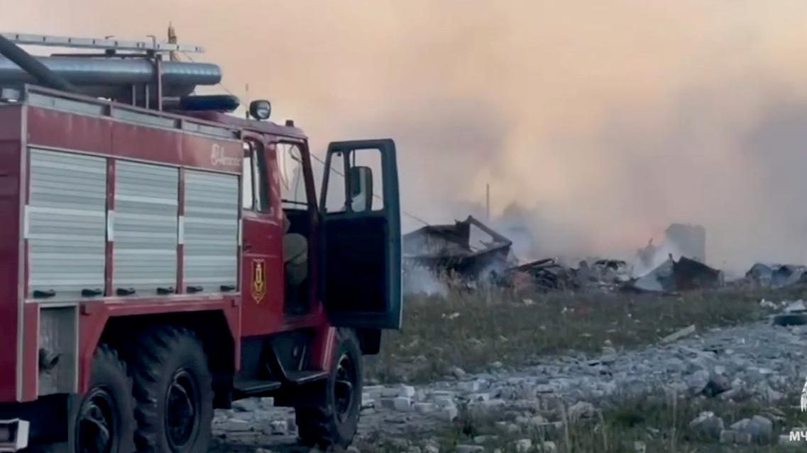 При пожаре на складе в Подольске погибли два человека