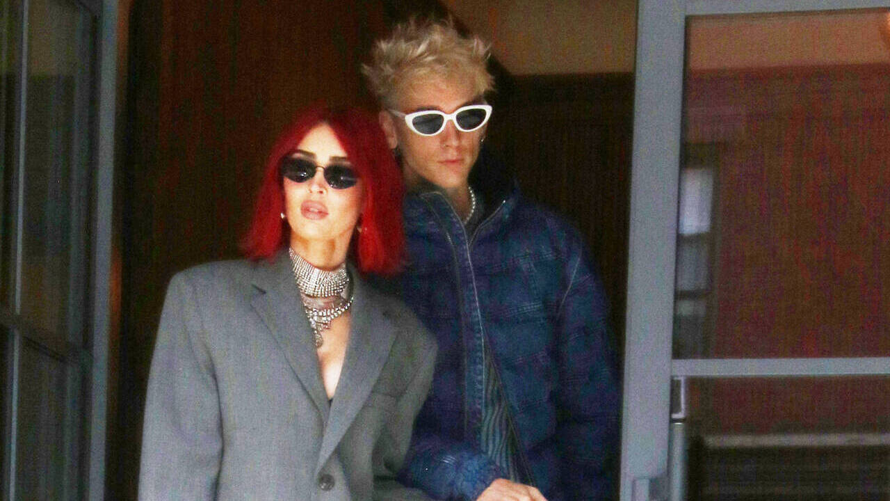 Меган Фокс не ревнует Machine Gun Kelly к Дакоте Джонсон