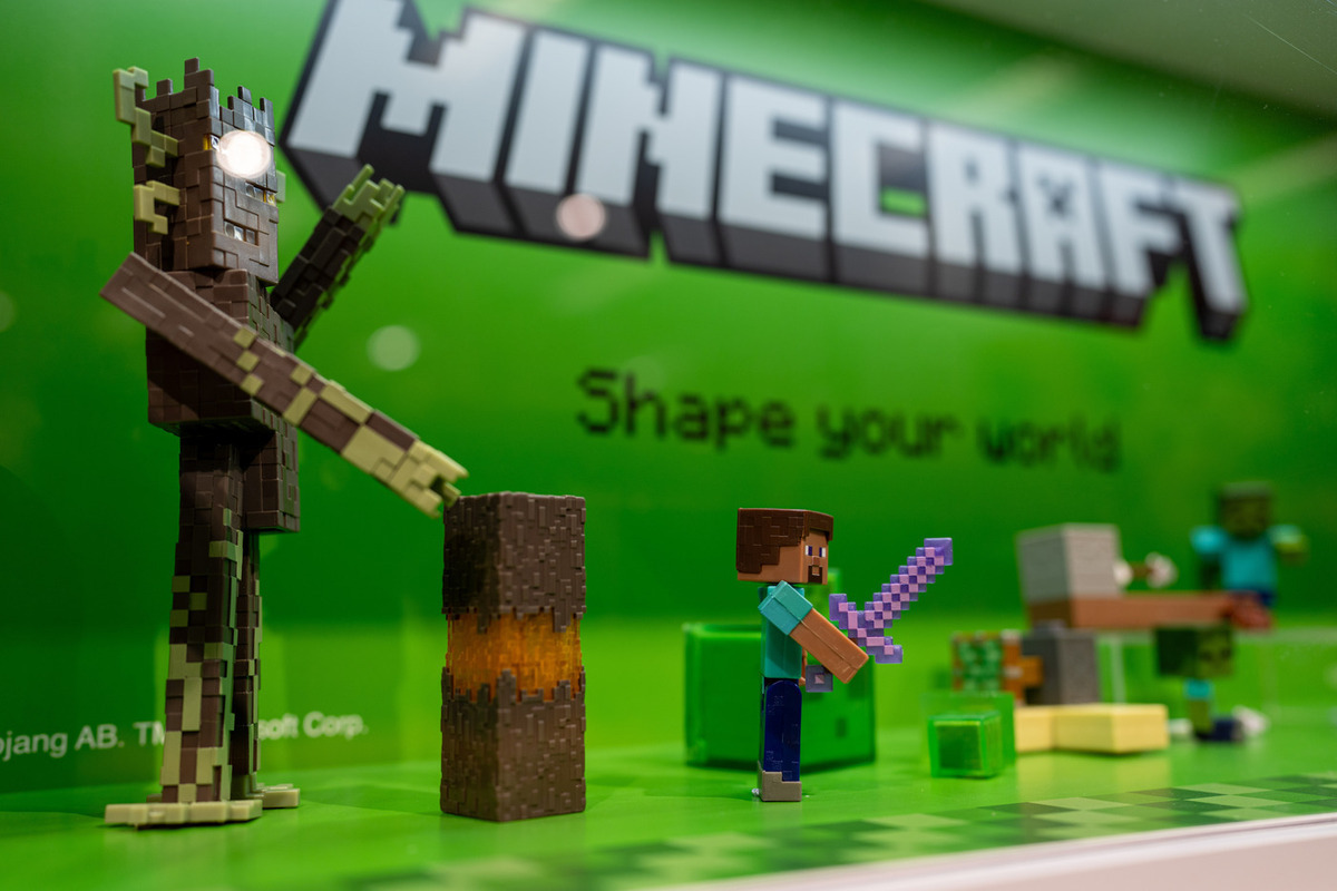Создатель Minecraft выставил особняк в Беверли-Хиллз за $70 млн