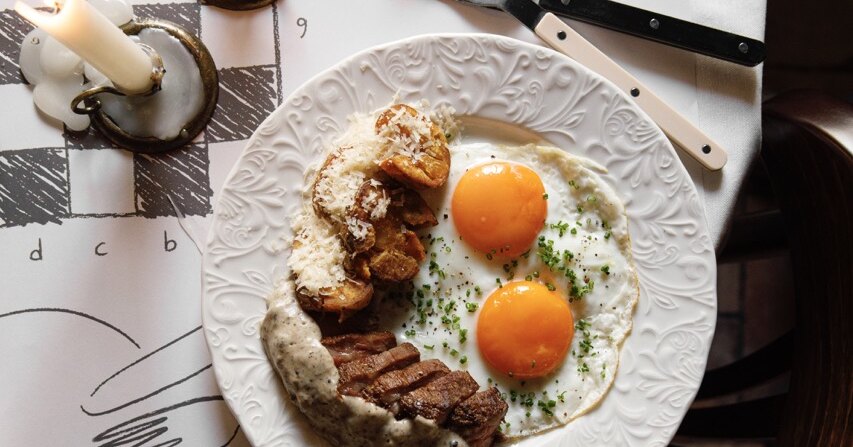 Осенние гастрономические новинки Москвы: узбекская кухня, северные блюда и французские бранчи