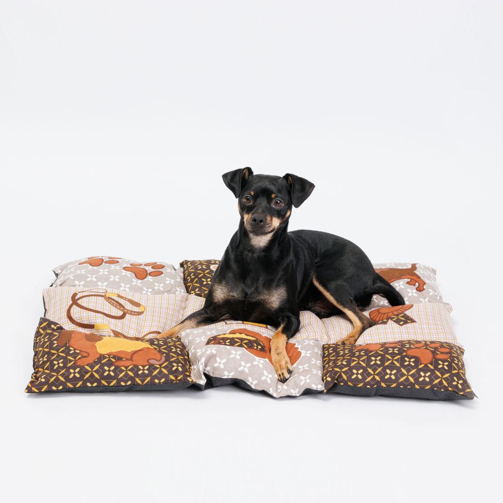 RURRI Подстилка для собак и кошек Dog, 80х58х3 см, цветной RURRI Подстилка для собак и кошек Dog, 80х58х3 см, цветной