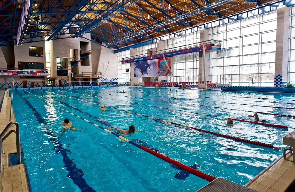 самый большой бассейн в Москве 