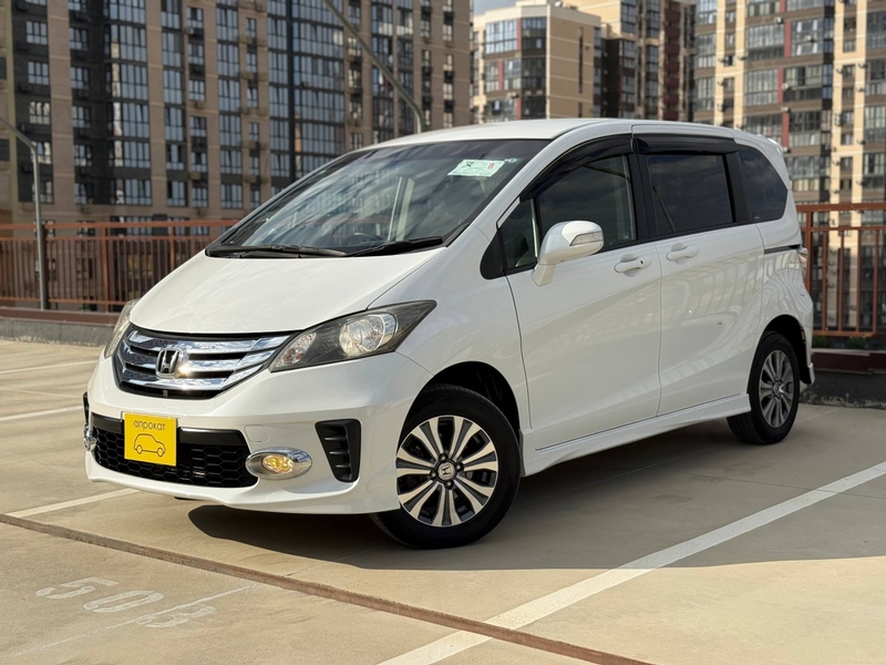 Honda Freed 2013 — аренда и прокат в Краснодаре | А-Прокат