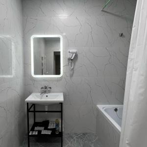 Hotel Buyan-Badyrgy