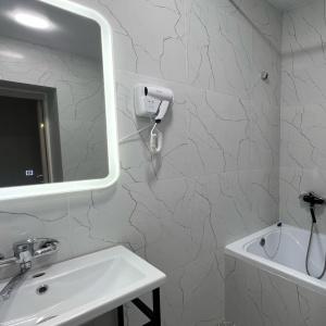 Hotel Buyan-Badyrgy
