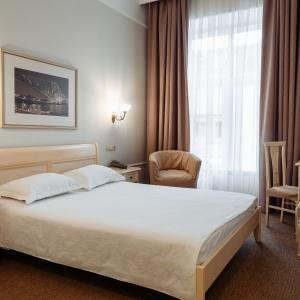 Astor Hotel