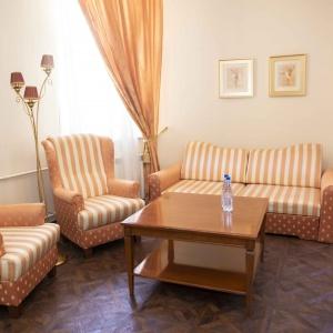 Hotel Oktiabrskaya