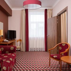 Hotel Oktiabrskaya